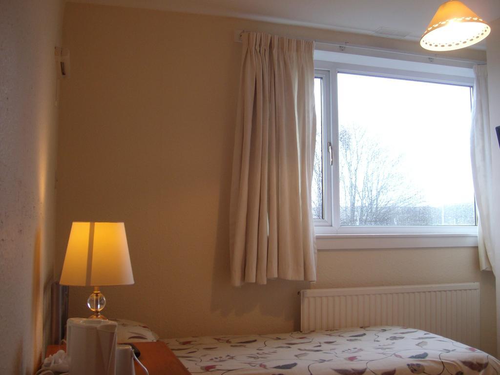 Lindhome Guest House Aberdeen Zimmer foto